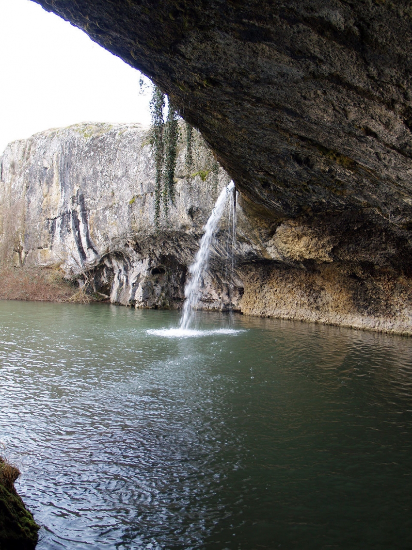 Водопад Мердвен-Тубю