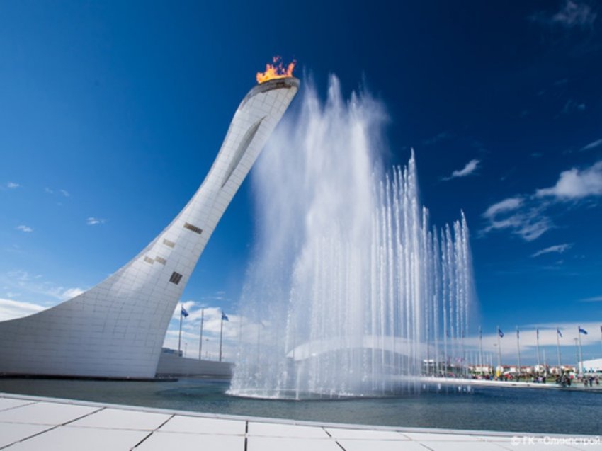 Поющий фонтан в Олимпийском парке Сочи