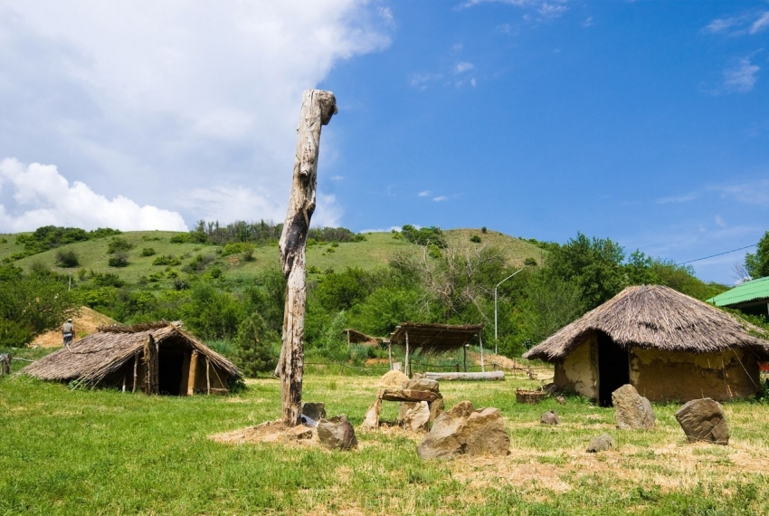 Археологический комплекс на хуторе Пухляковском