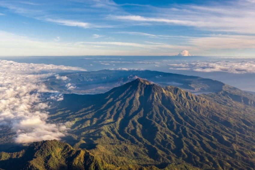 Вулкан Агунг