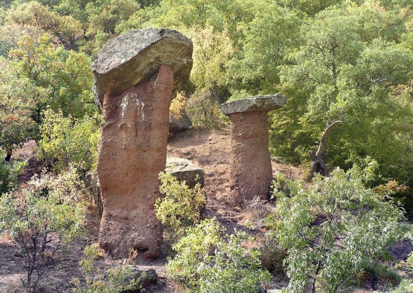 Достопримечательности Алушты. Каменные грибы долины Сотеры